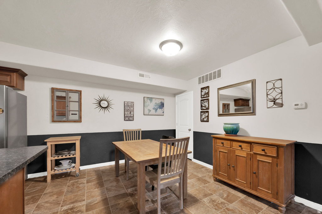 1019 W VILLAGE RIVER LN #A6 Midvale, UT 84047