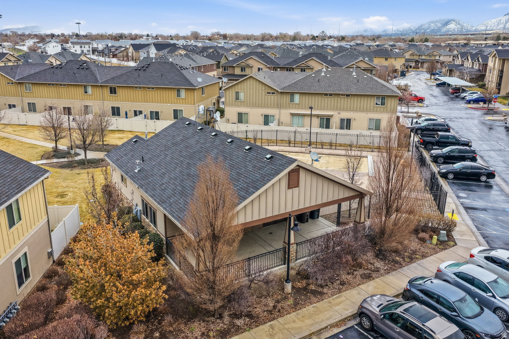 1019 W VILLAGE RIVER LN #A6 Midvale, UT 84047