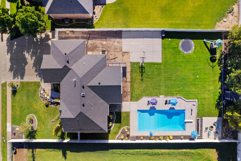 2011 W HILL ST Kaysville, UT 84037