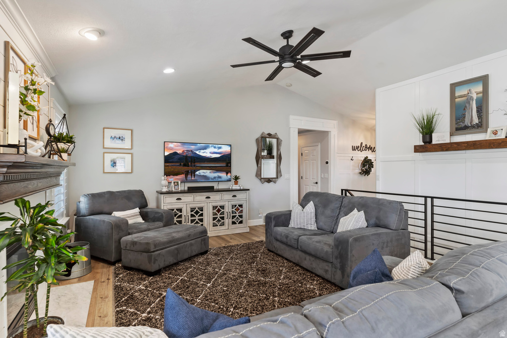 2011 W HILL ST Kaysville, UT 84037