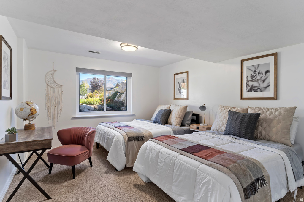 2011 W HILL ST Kaysville, UT 84037