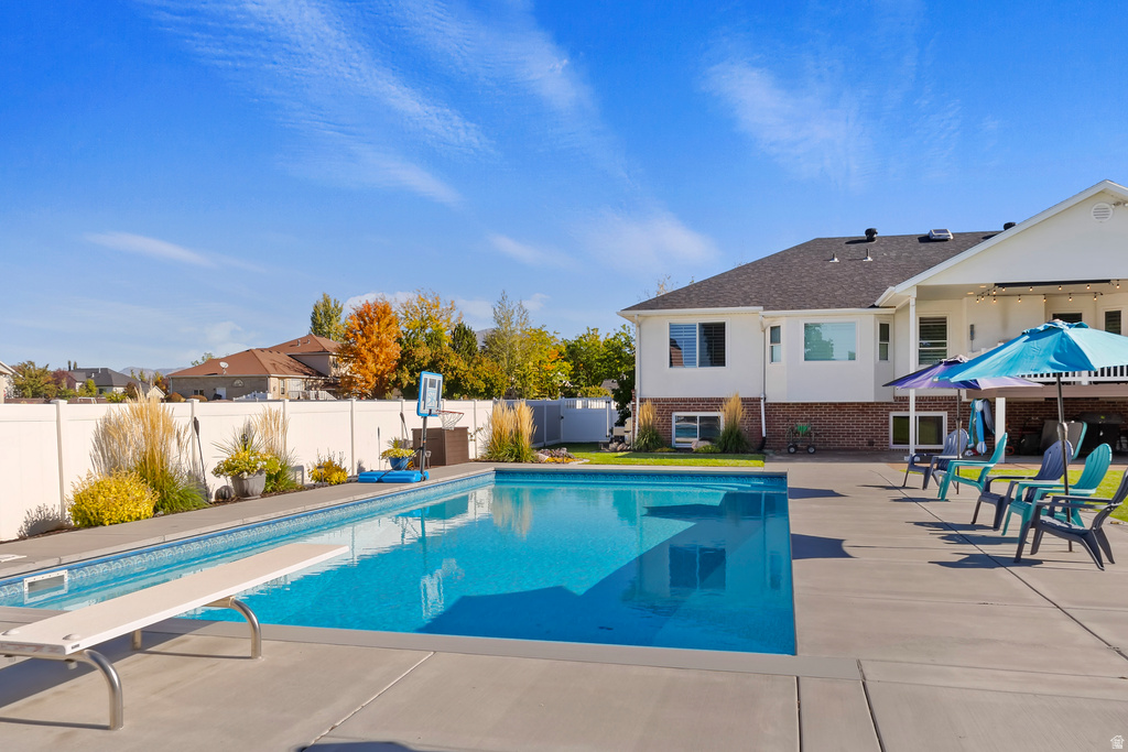 2011 W HILL ST Kaysville, UT 84037