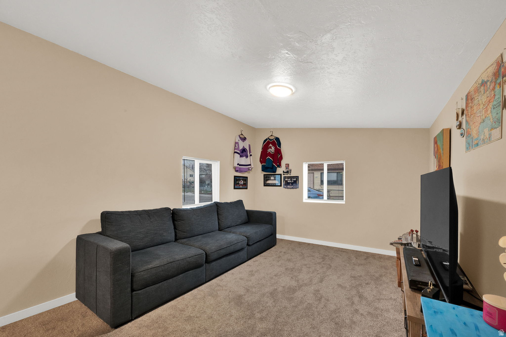 636 W 4TH AVE Midvale, UT 84047