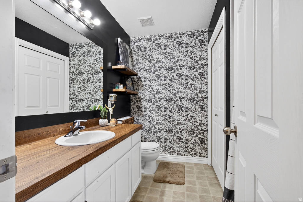 768 W 1090 N Clinton, UT 84015