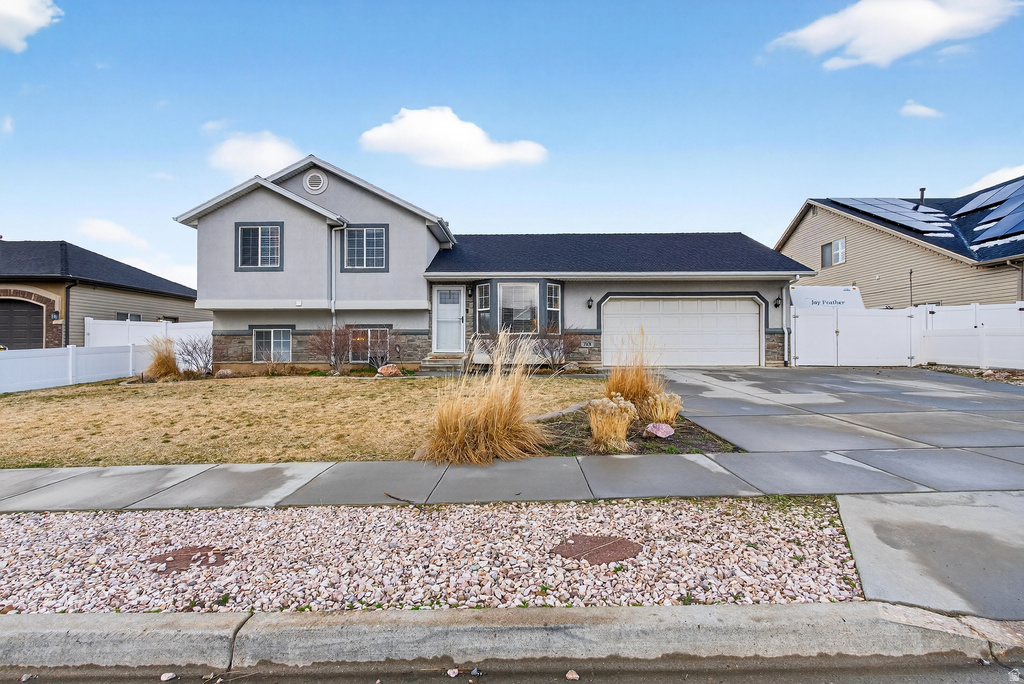 768 W 1090 N Clinton, UT 84015