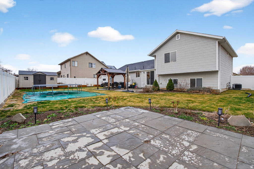 768 W 1090 N Clinton, UT 84015