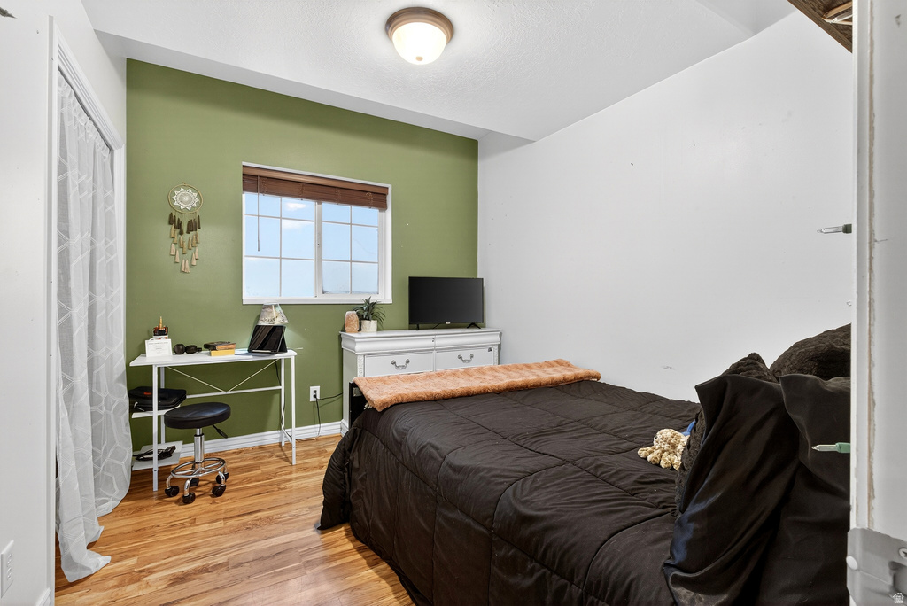 768 W 1090 N Clinton, UT 84015