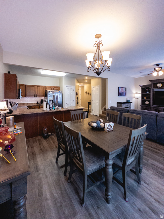 752 W CLUB OAKS DR Sandy, UT 84070