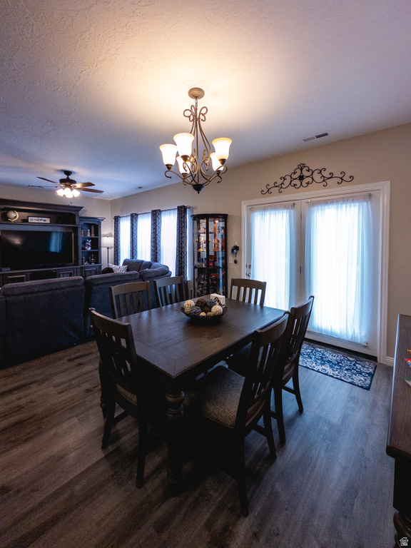 752 W CLUB OAKS DR Sandy, UT 84070