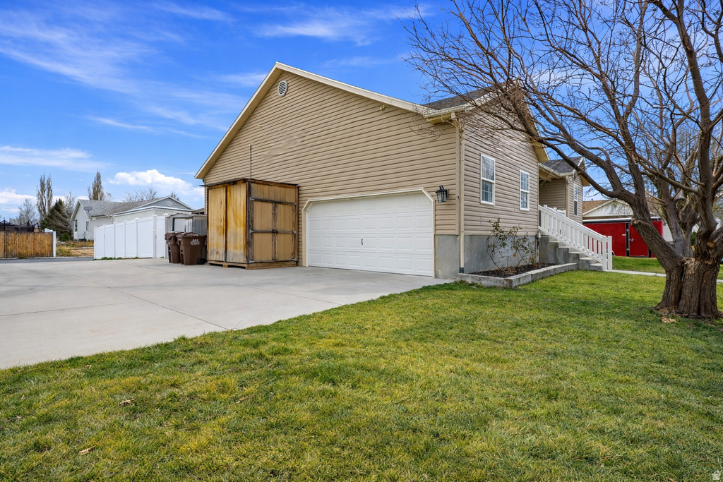 2004 E JUNIPER DR Eagle Mountain, UT 84005
