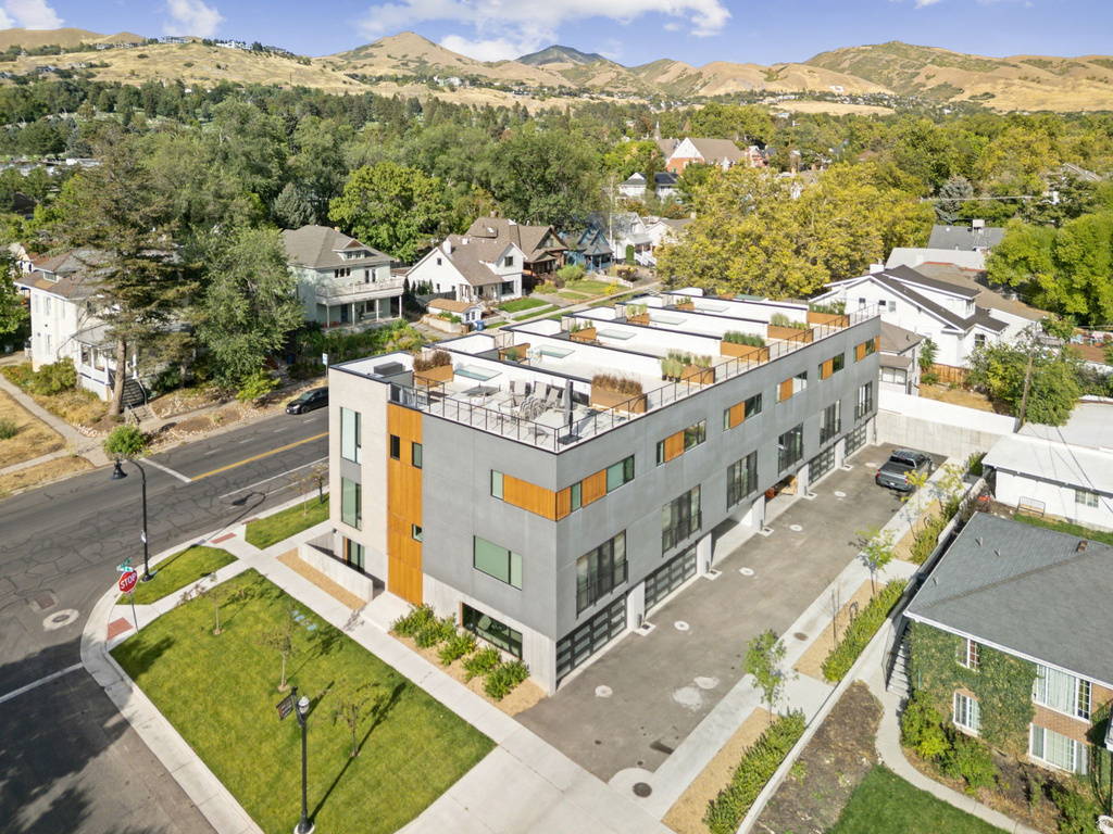 860 E 3RD AVE #4 Salt Lake City, UT 84103