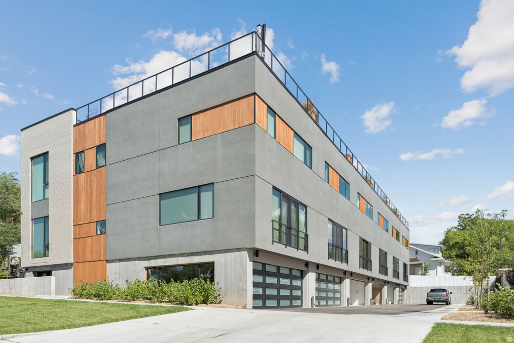 860 E 3RD AVE #4 Salt Lake City, UT 84103