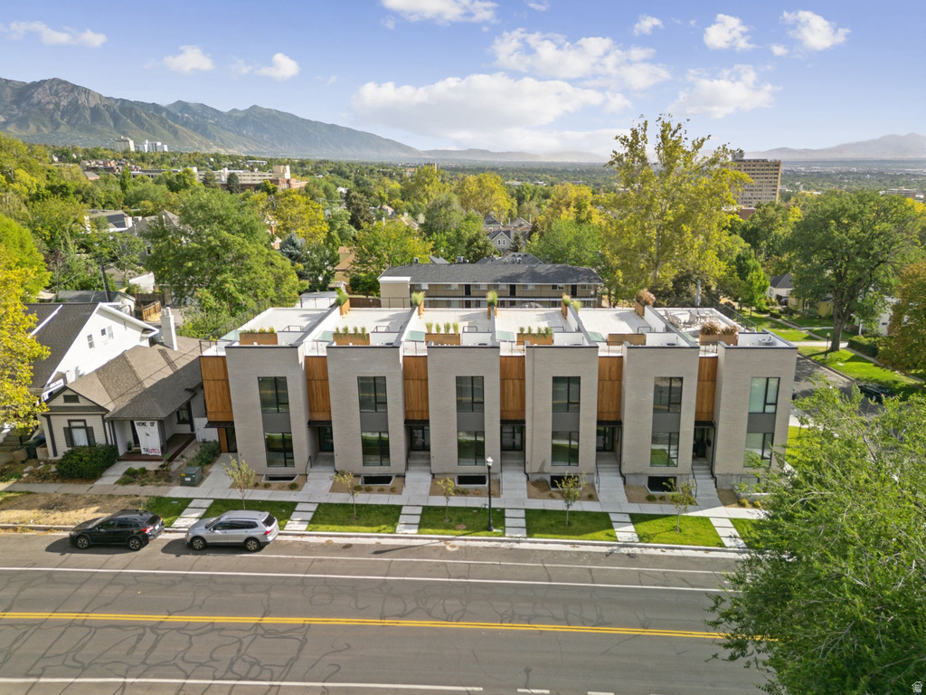 860 E 3RD AVE #4 Salt Lake City, UT 84103
