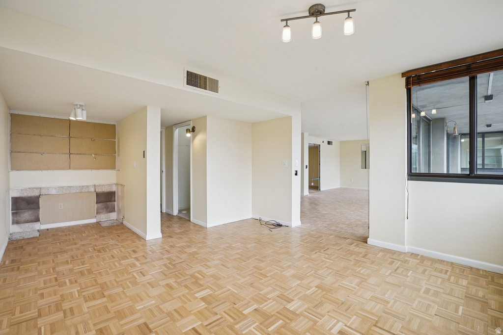 241 N VINE ST #1201E Salt Lake City, UT 84103