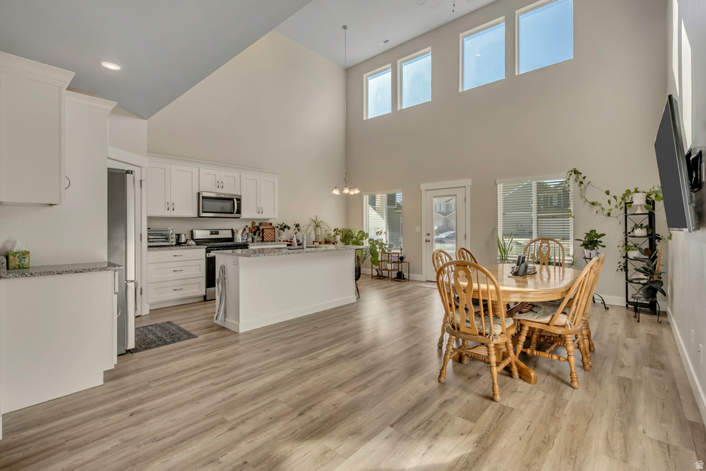 2381 W HOWARD ST #52 West Haven, UT 84401