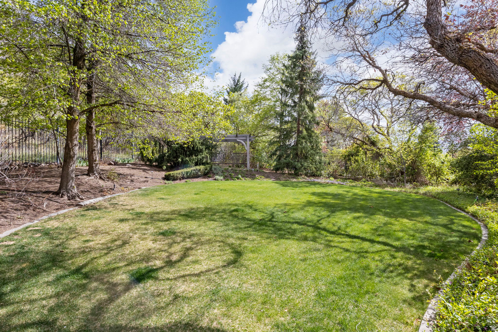 1296 E OAKWOOD CIR Alpine, UT 84004