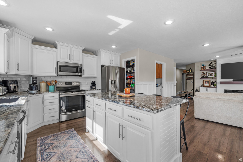 1685 S 825 W Lehi, UT 84043