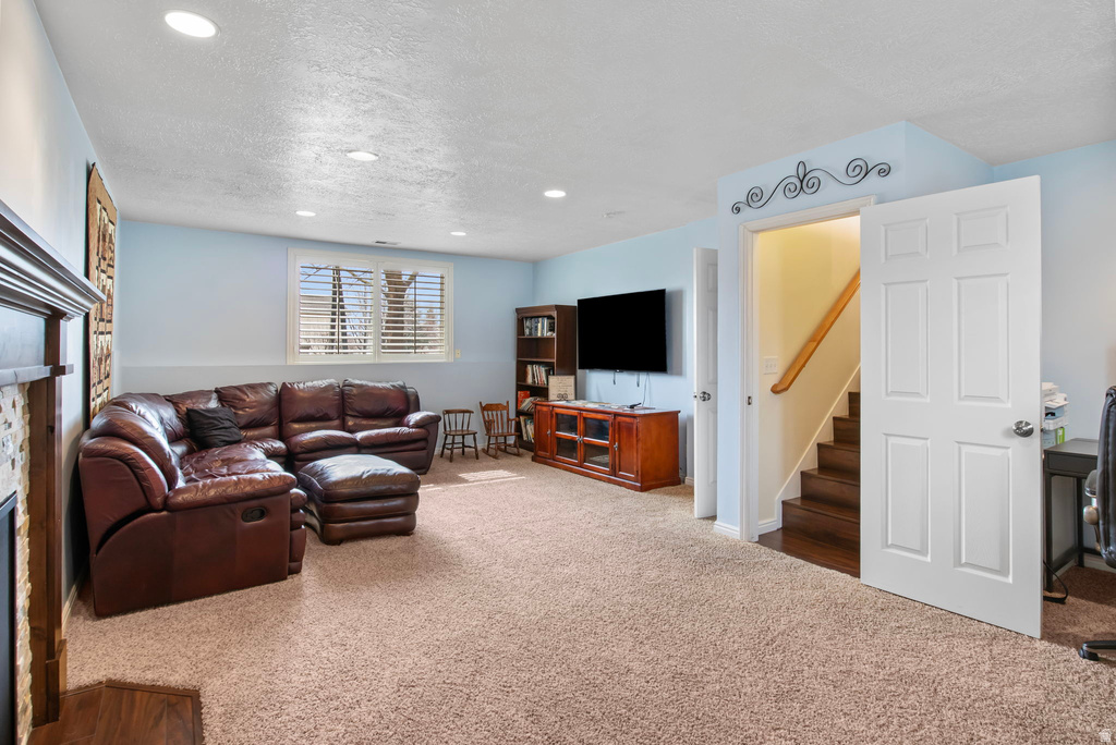 23 CAVE HOLLOW CIR Farmington, UT 84025