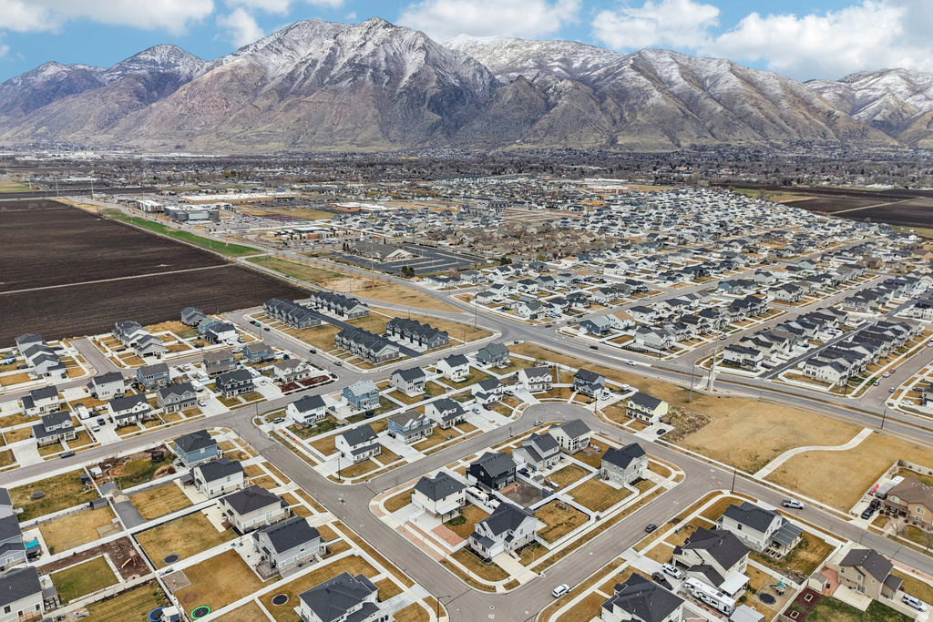 1315 W 1200 S Springville, UT 84663