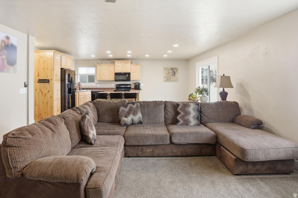 696 N DEVONSHIRE DR Saratoga Springs, UT 84045