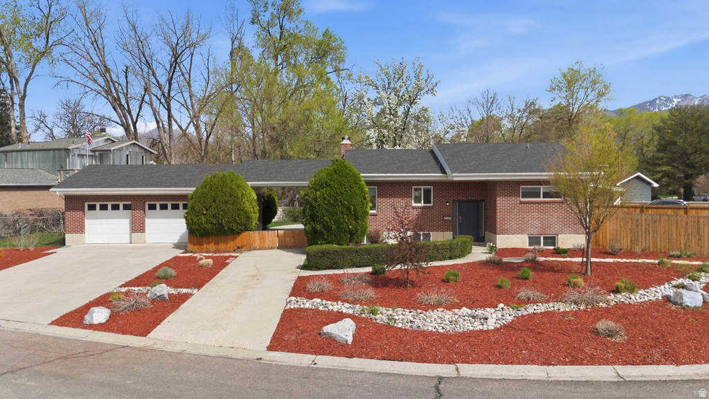 1145 E HILLVIEW DR Millcreek, UT 84124