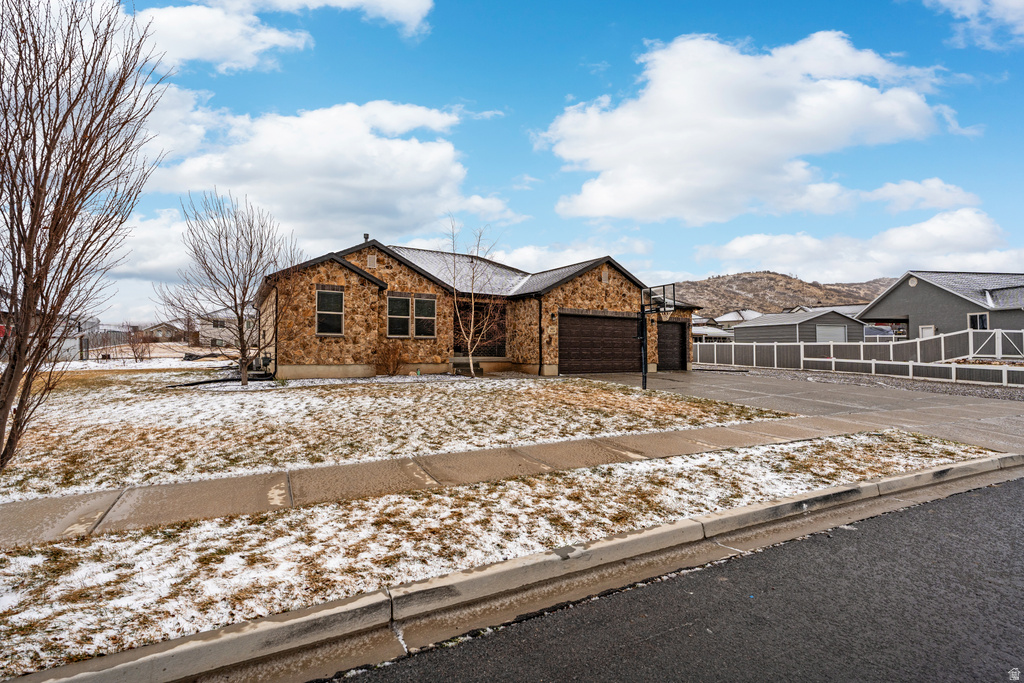 981 S RED BARN DR Santaquin, UT 84655