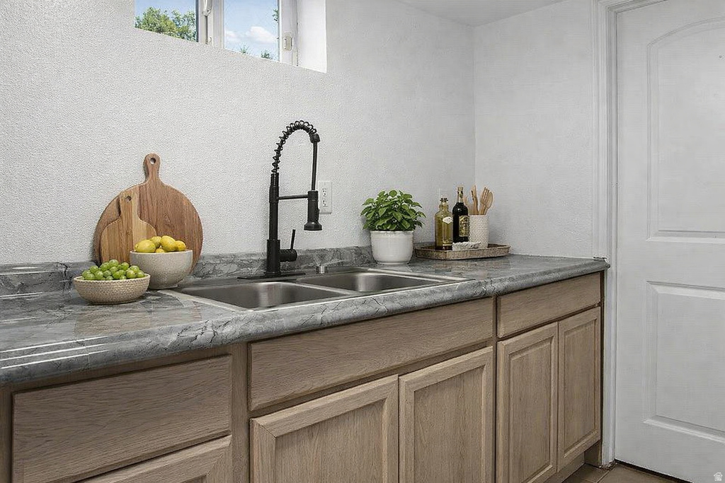 2319 HARRISON BLVD Ogden, UT 84401