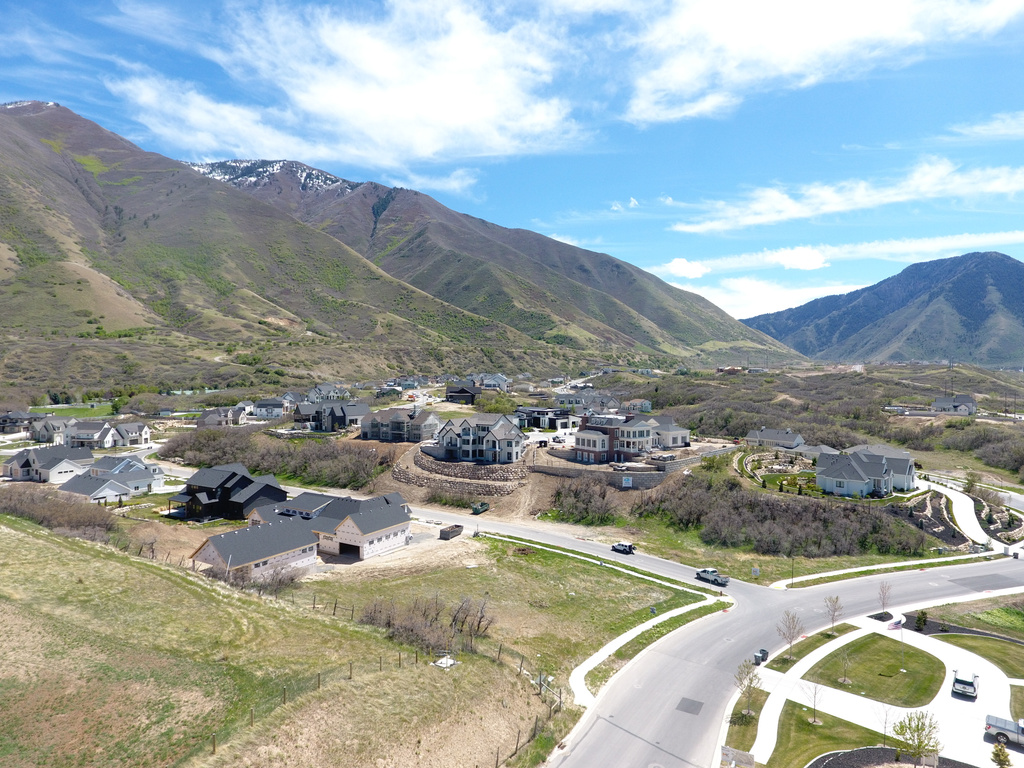 53 E TWIN HOLLOW DR Mapleton, UT 84664