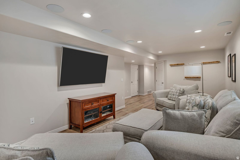 11134 S 465 E Sandy, UT 84070