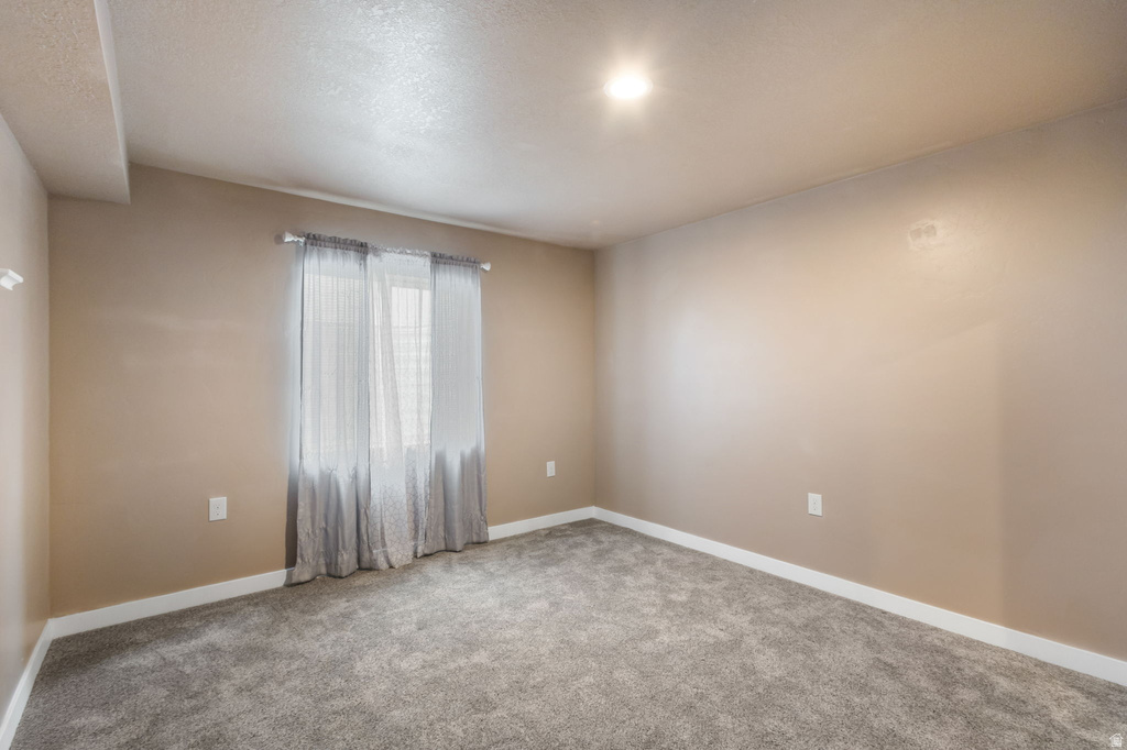 5945 N SPRING ST Stansbury Park, UT 84074