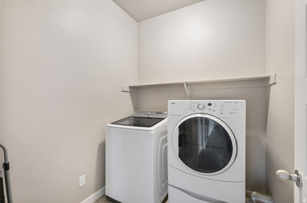 5945 N SPRING ST Stansbury Park, UT 84074