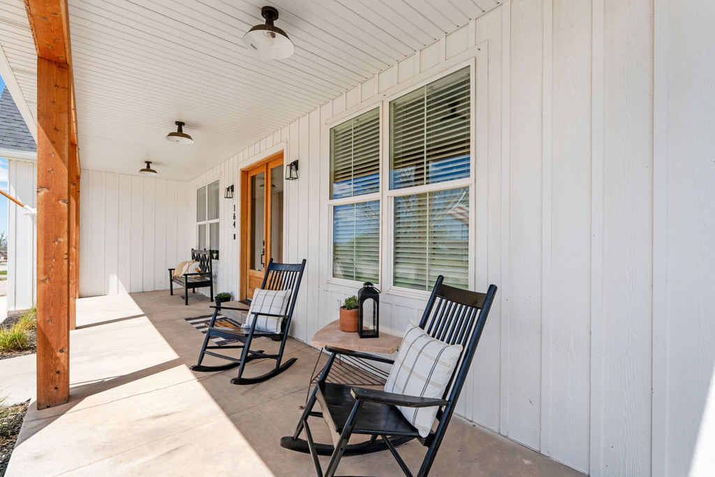 164 W 200 N Holden, UT 84636