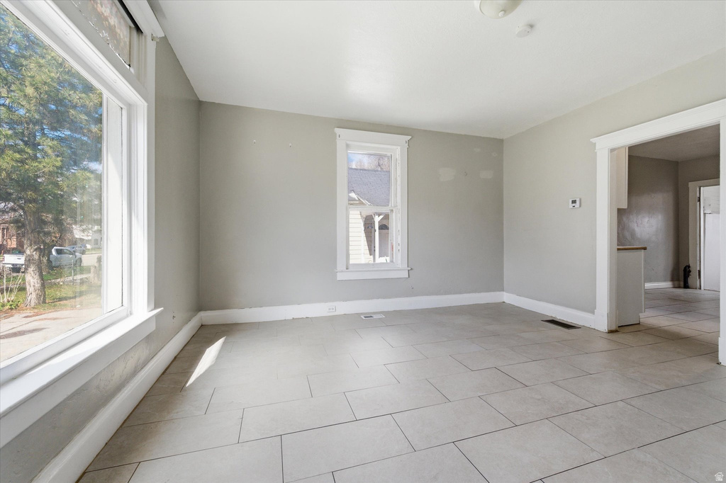 2262 MONROE BLVD Ogden, UT 84401