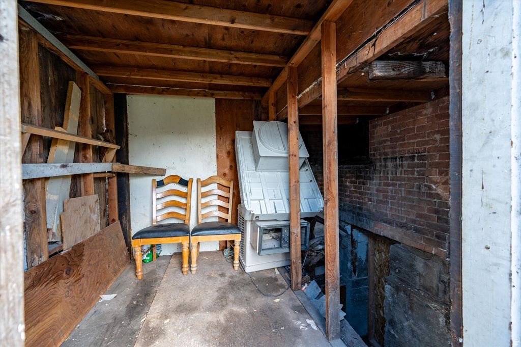 2262 MONROE BLVD Ogden, UT 84401