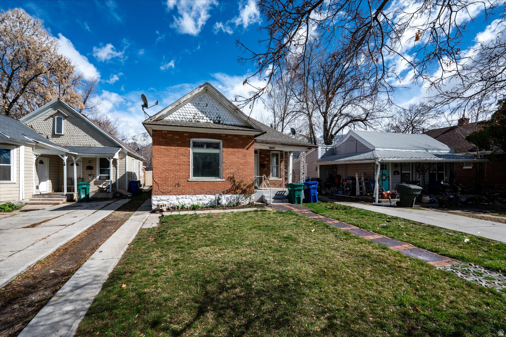 2262 MONROE BLVD Ogden, UT 84401