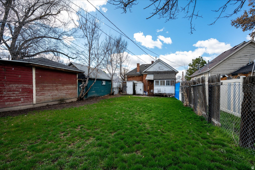 2262 MONROE BLVD Ogden, UT 84401