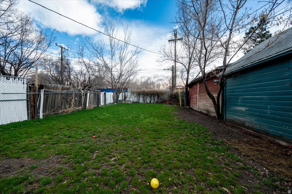 2262 MONROE BLVD Ogden, UT 84401