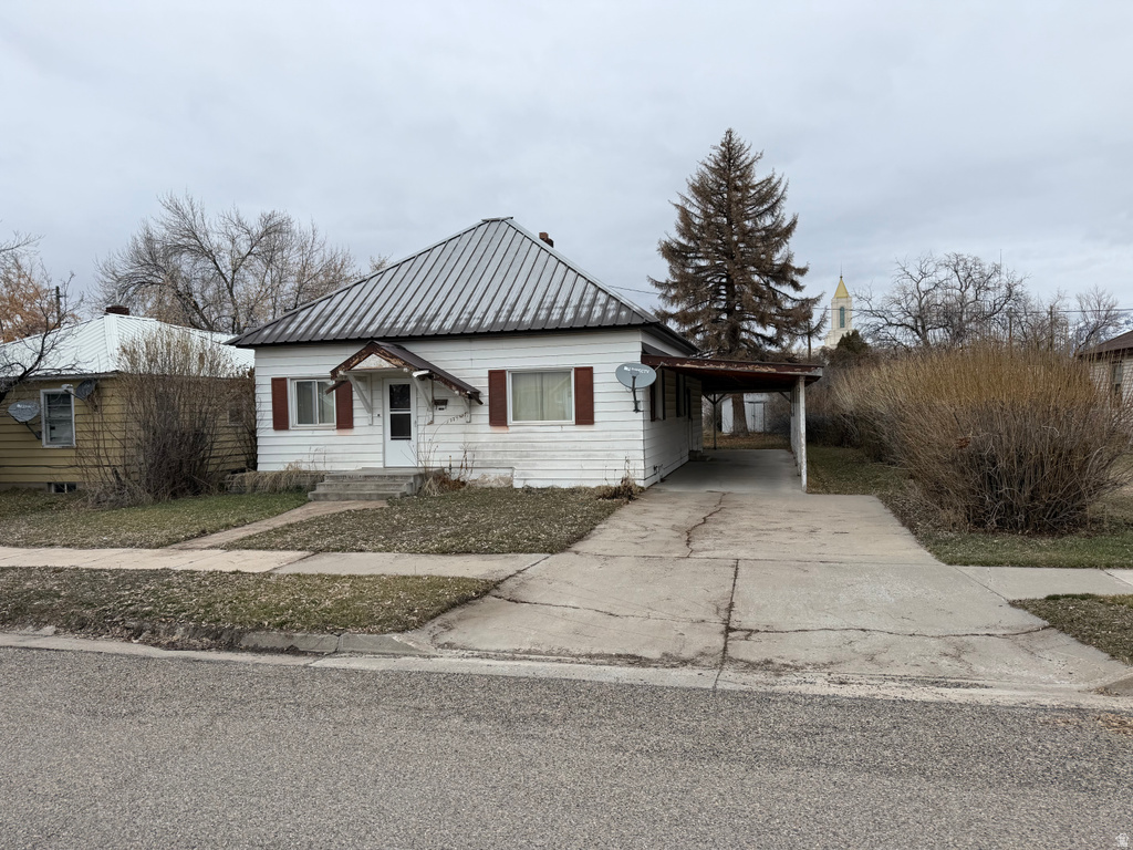 536 JEFFERSON ST Montpelier, ID 83254