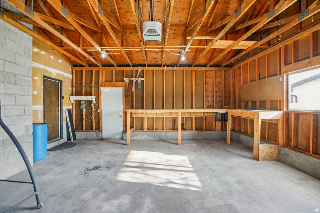 10941 S MILL CANYON DR Sandy, UT 84094