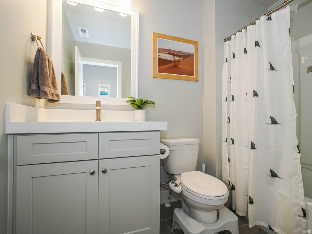 699 E RYEGRASS DR Eagle Mountain, UT 84005