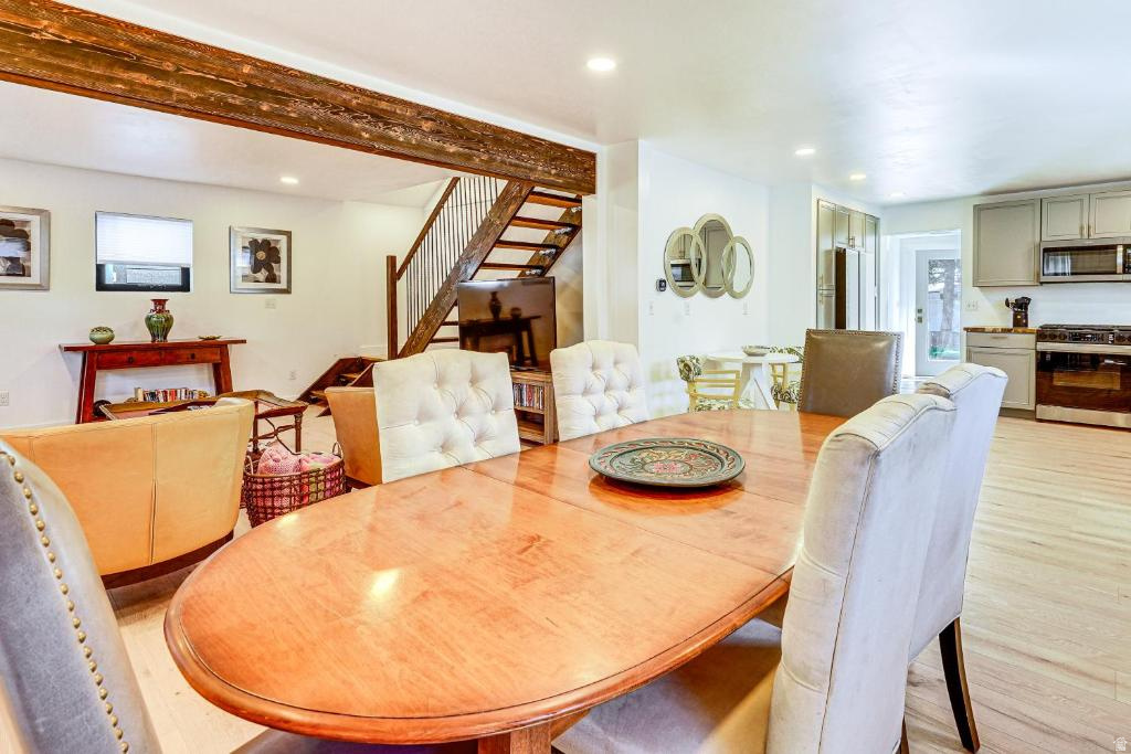 71 S 200 ST Midway, UT 84049