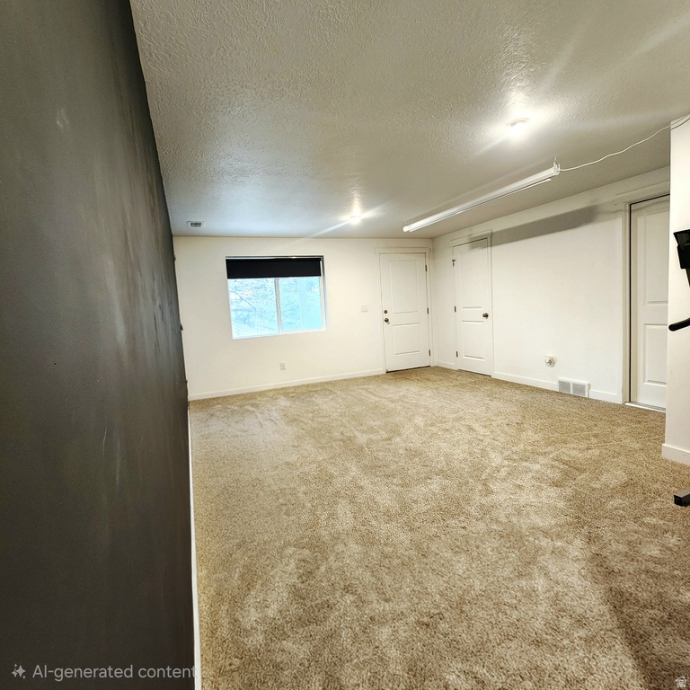 615 S PLUM CREEK LN Ogden, UT 84404