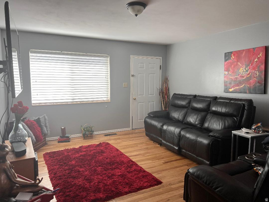 5619 S 2200 W Roy, UT 84067