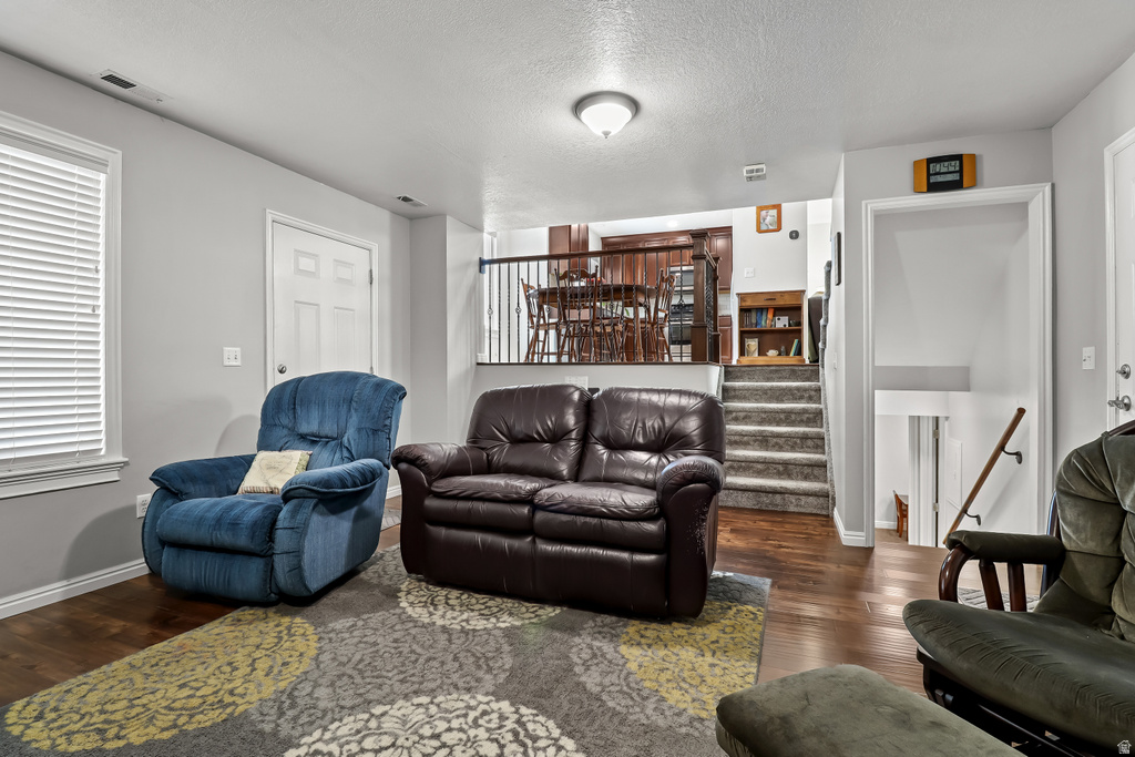 1643 N 2225 W Clinton, UT 84015