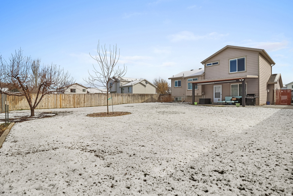 1643 N 2225 W Clinton, UT 84015