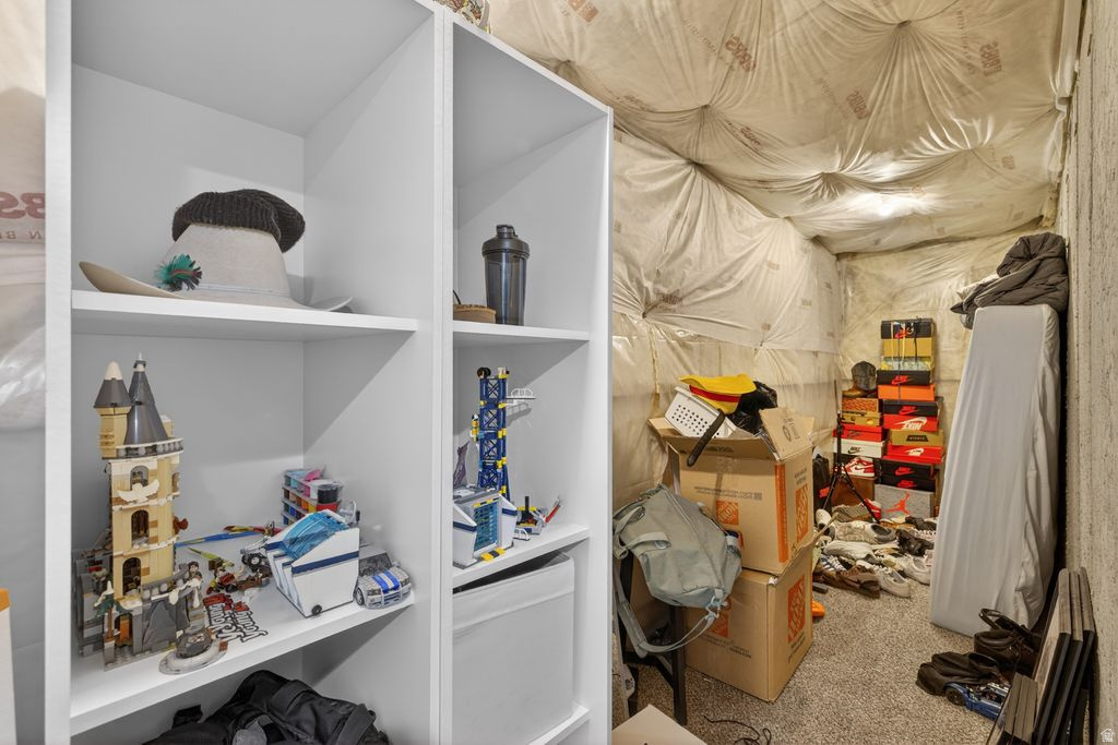 412 W MCCLELLAN CT Provo, UT 84601