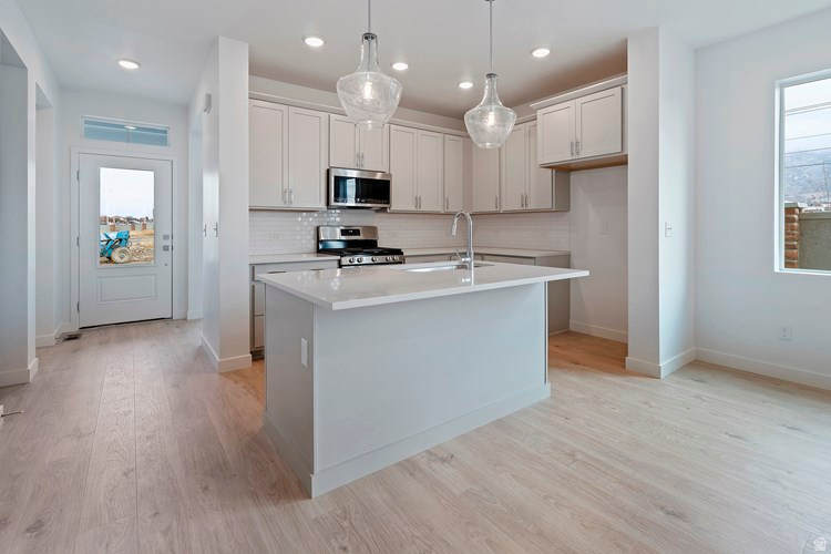 4814 W WASHOE CT Highland, UT 84003