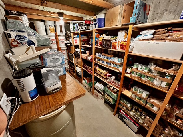 1373 S RAINTREE LN Santaquin, UT 84655