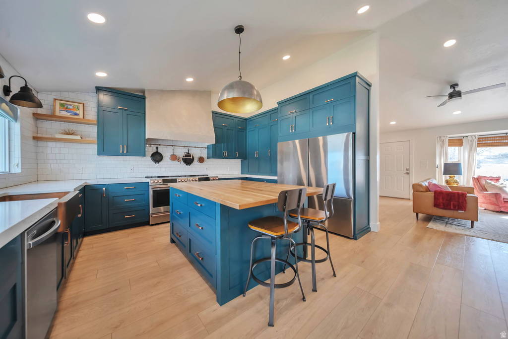 5006 W WOOD SPRING DR West Jordan, UT 84081