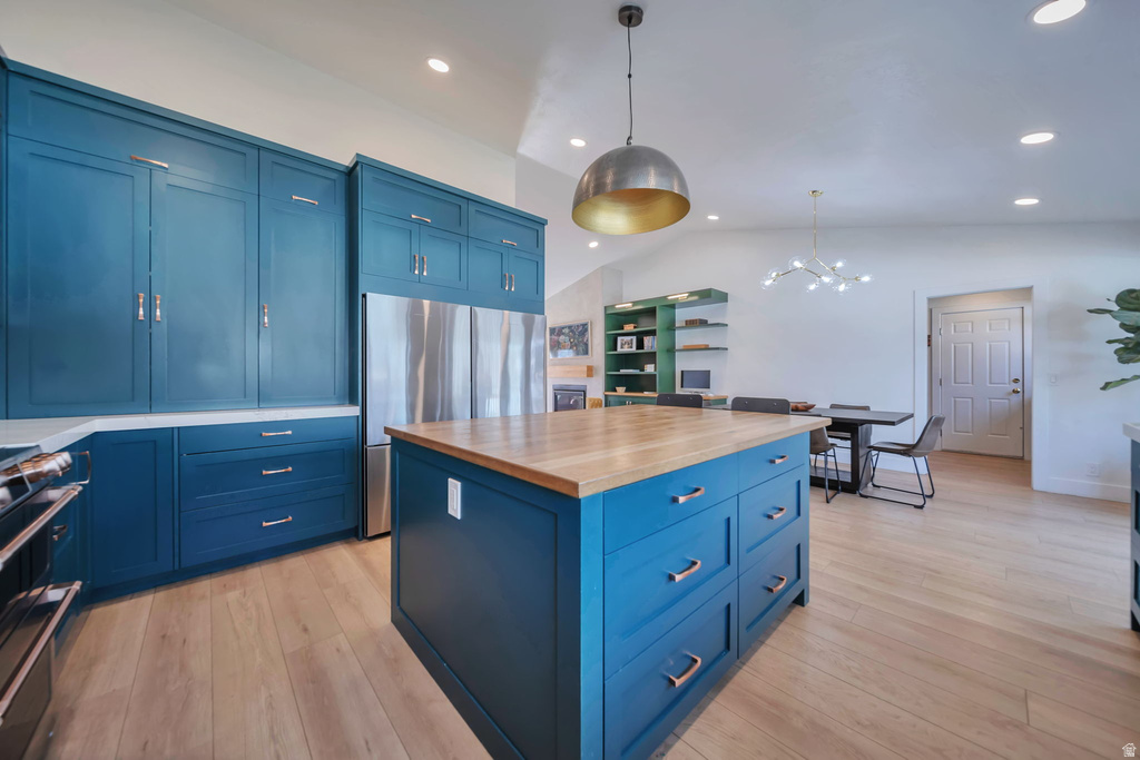 5006 W WOOD SPRING DR West Jordan, UT 84081